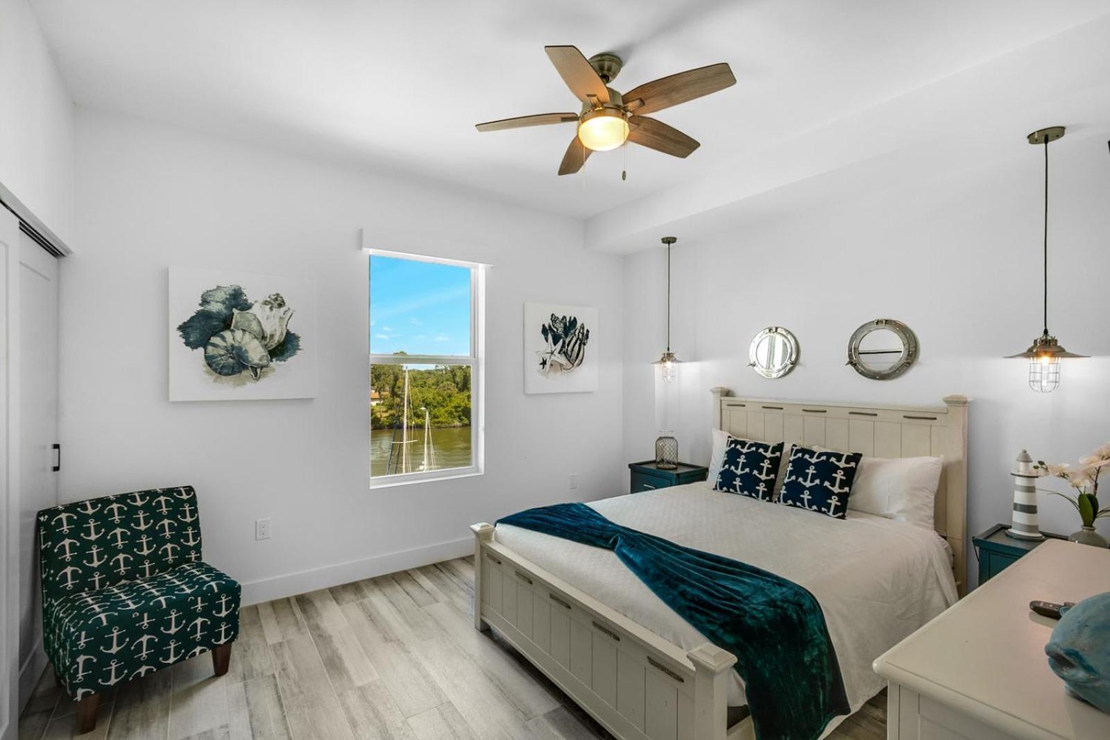 Dolphins Vacation Rental Merritt Island Quarto foto